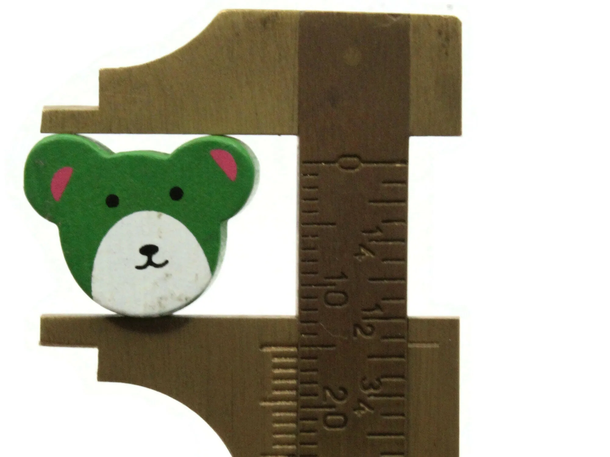 12 15mm Green Wooden Teddy Bear Beads