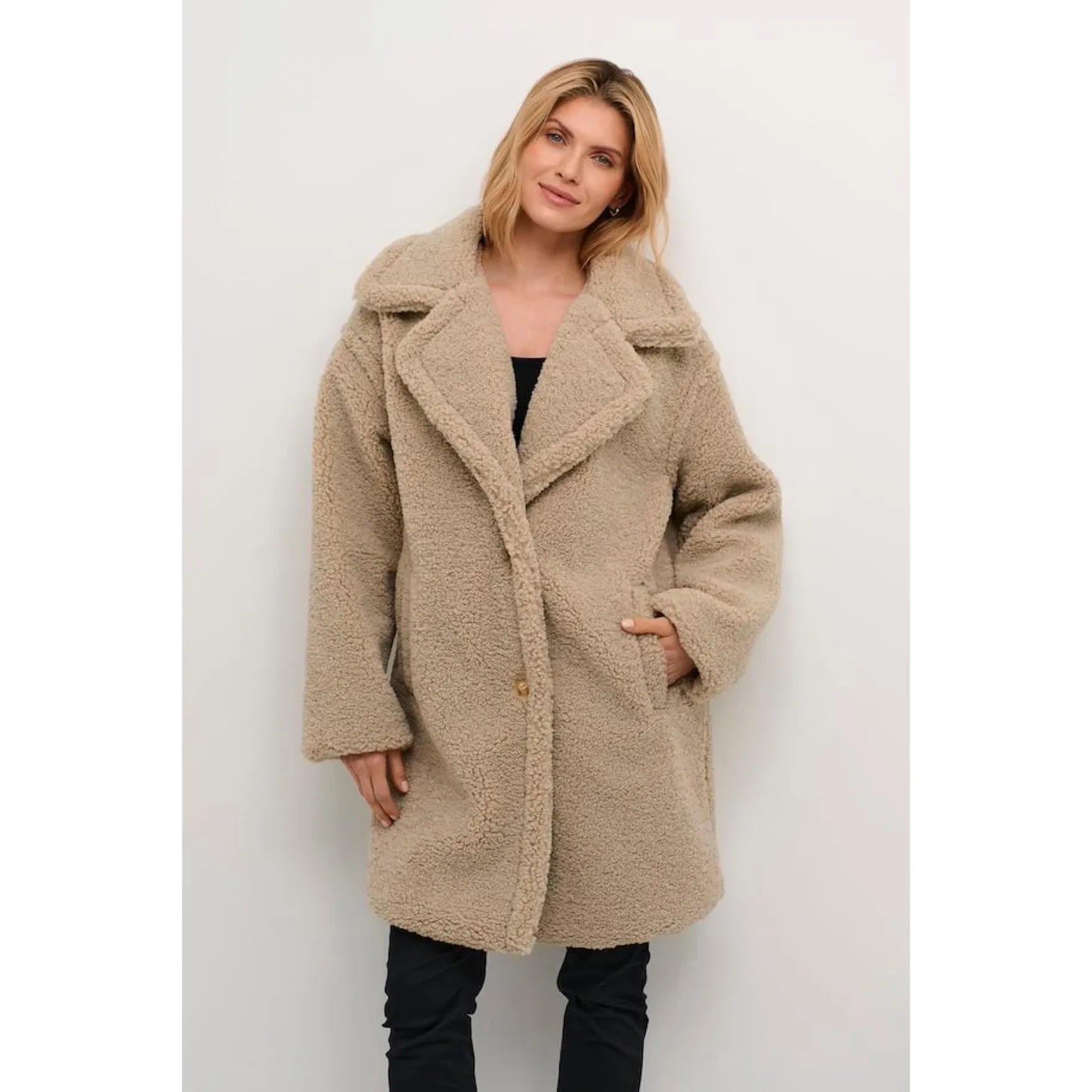 Cream Thyra Coat