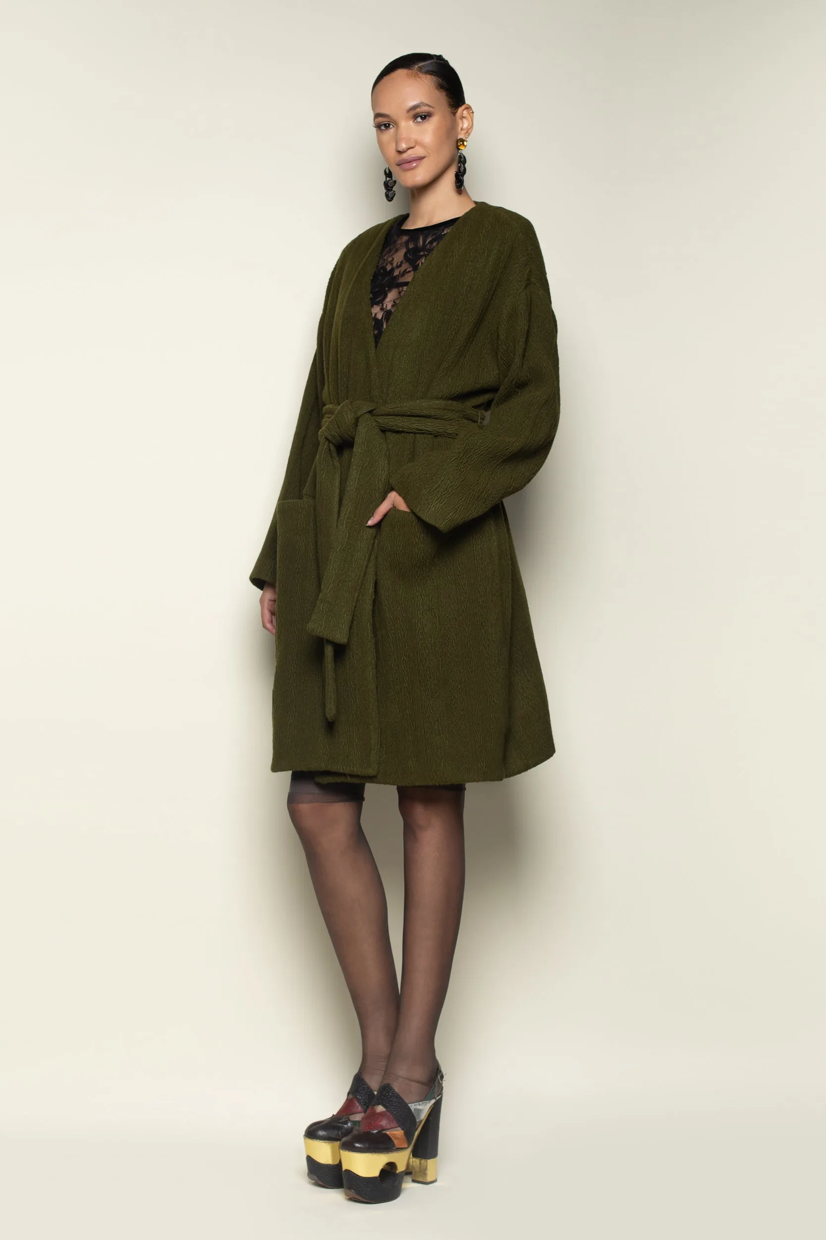 MADE TO ORDER: Olive Cable Knit Big Pocket Painter's Robe
